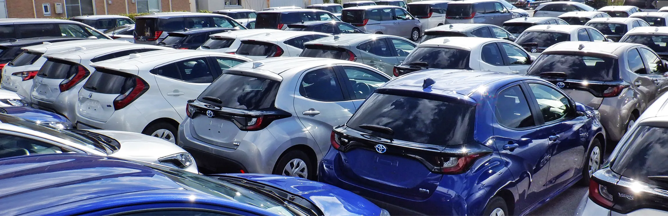 沖縄オートベースの外観