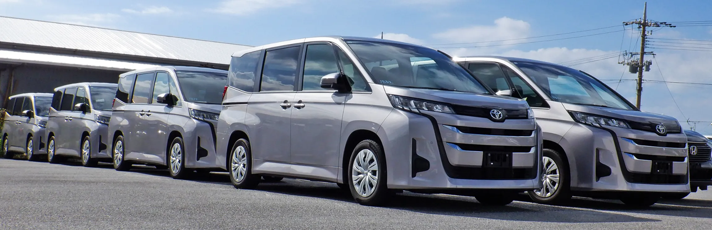 沖縄オートベースの外観